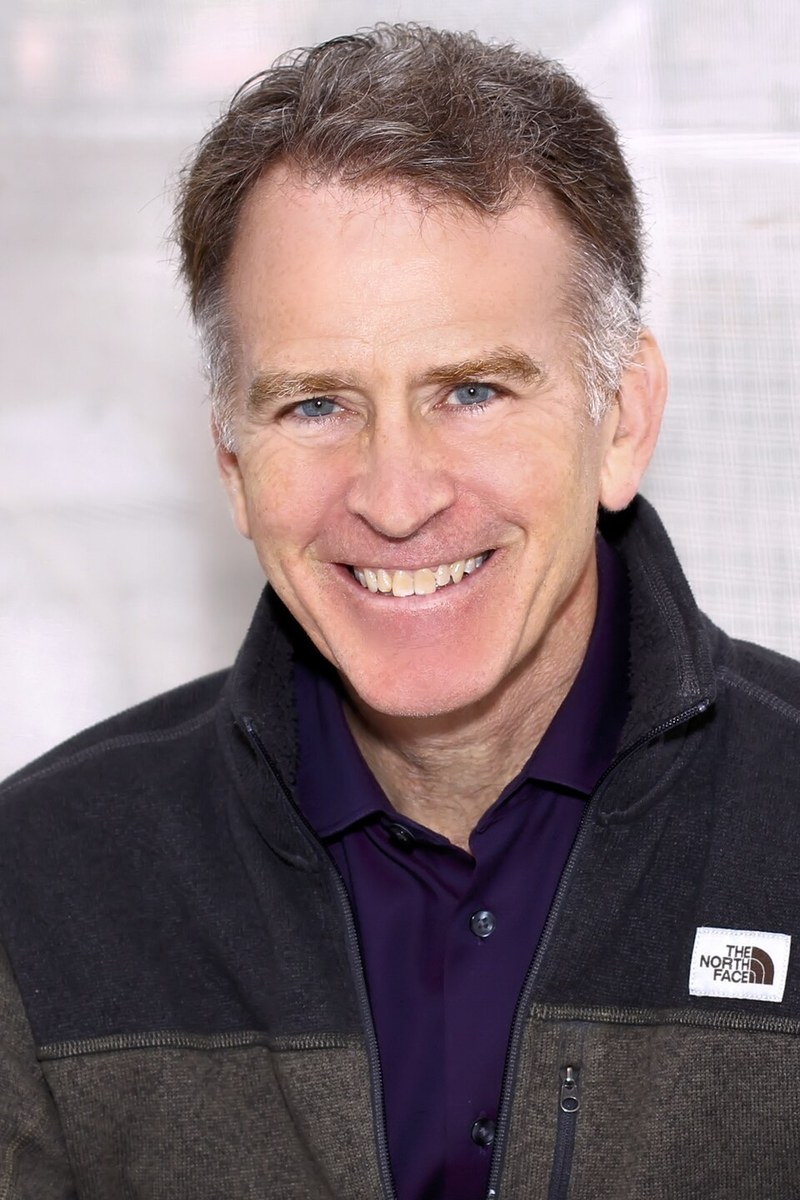 Portrait of Steve Inskeep